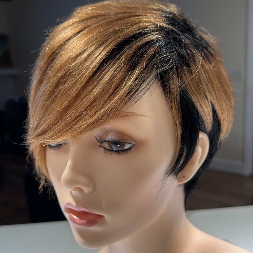 💯% HUMAN Hair Pixie, Free Part, With eyelashes, Black/Carmel